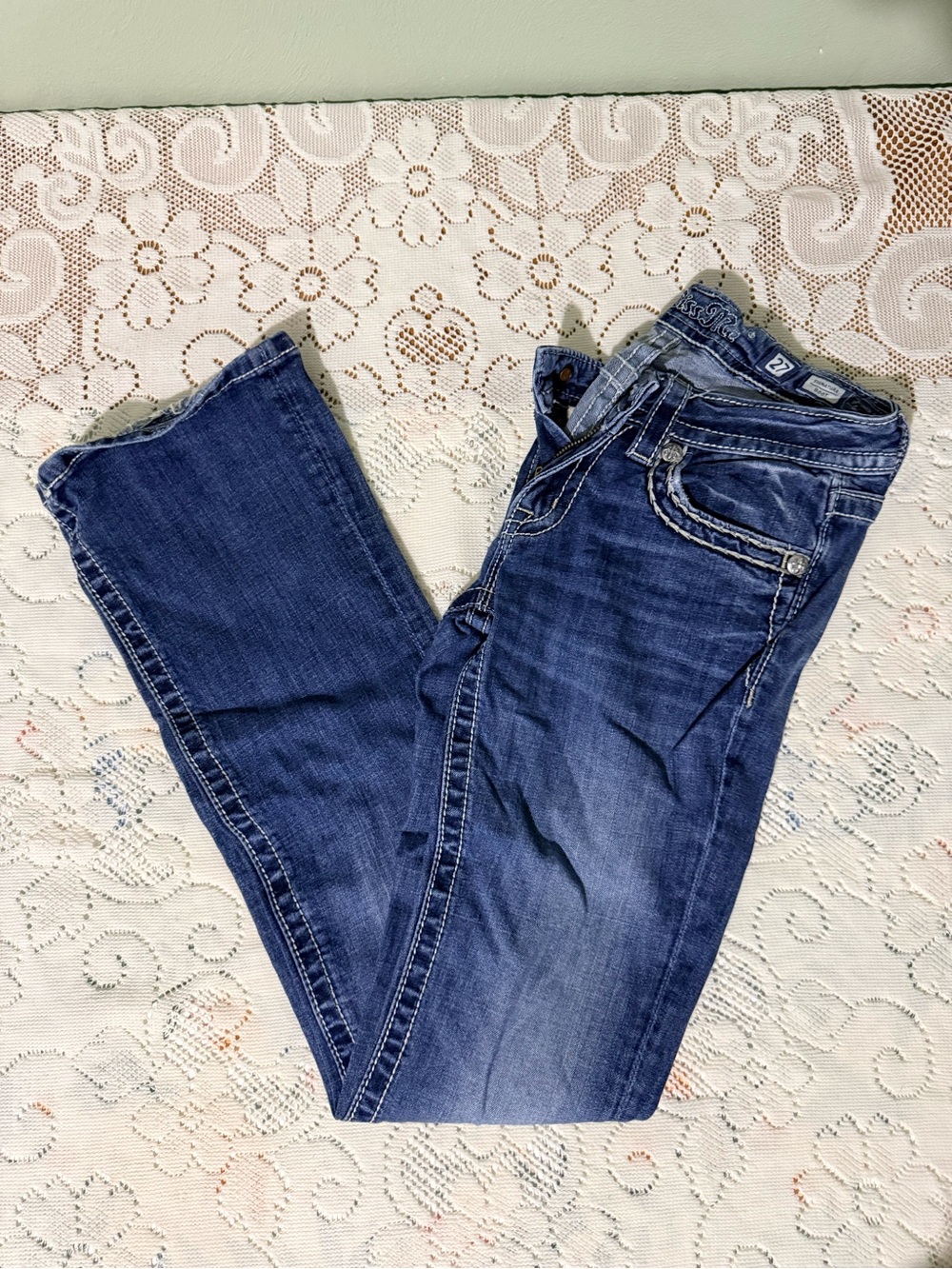 Miss Me - Classic Mid Wash